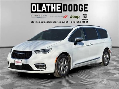 Certified 2023 Chrysler Pacifica Limited