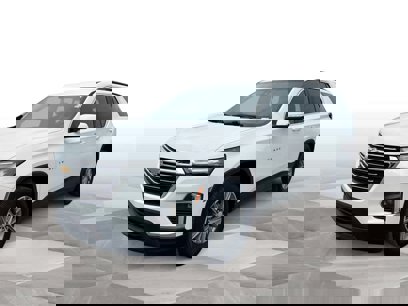 Used 2023 Chevrolet Traverse LT