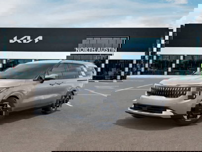 New 2025 Kia Carnival EX
