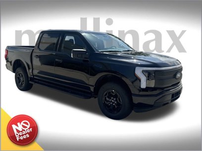 New 2025 Ford F150 Lightning XLT w/ Max Trailer Tow Package