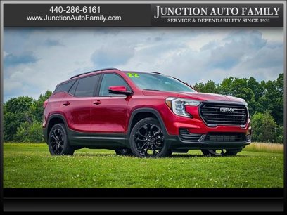 Used 2022 GMC Terrain SLE w/ Driver Convenience Package