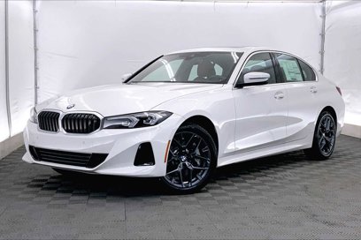 New 2025 BMW 330i xDrive Sedan w/ Convenience Package