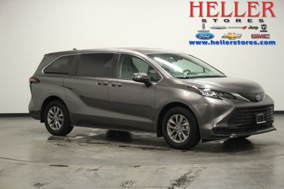 Used 2021 Toyota Sienna LE