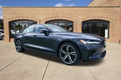 Used 2022 Volvo S60 T8 R-Design Expression w/ Advanced Package