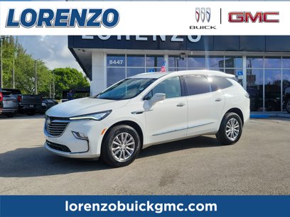 Used 2022 Buick Enclave Essence