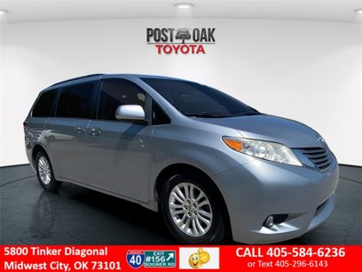 Used 2017 Toyota Sienna XLE Premium