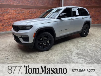 Used 2023 Jeep Grand Cherokee Limited w/ Black Appearance Package