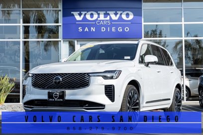 New 2025 Volvo XC90 T8 Plus w/ Protection Package Premier