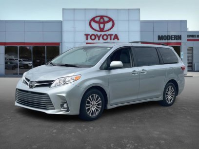 Used 2020 Toyota Sienna XLE
