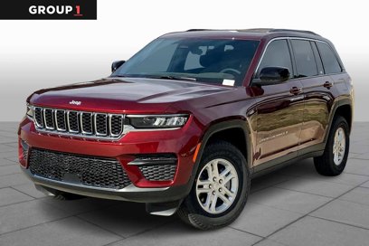 New 2025 Jeep Grand Cherokee Laredo w/ Luxury Tech Group I