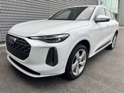 New 2025 Audi Q5 Premium Plus
