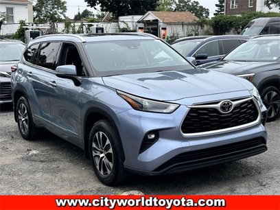 Used 2022 Toyota Highlander XLE