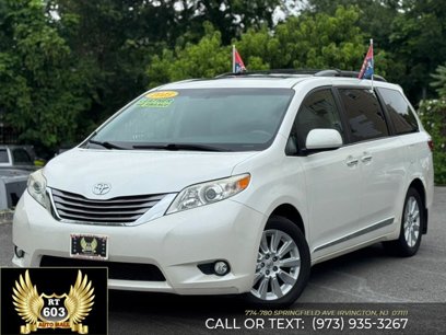 Used 2015 Toyota Sienna XLE Premium