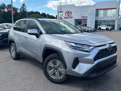 New 2025 Toyota RAV4 XLE w/ Convenience Package