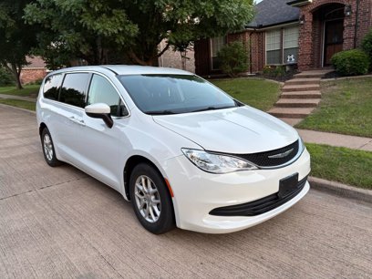 Used 2017 Chrysler Pacifica LX