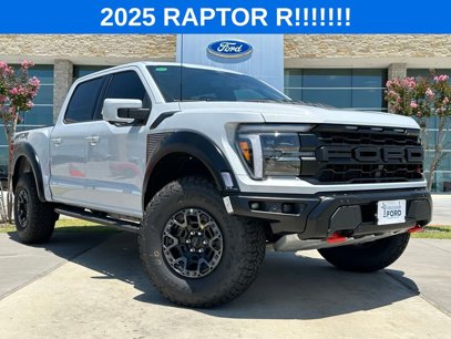 New 2025 Ford F150 Raptor w/ Equipment Group 803A Raptor R
