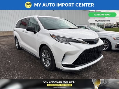 Used 2022 Toyota Sienna XSE
