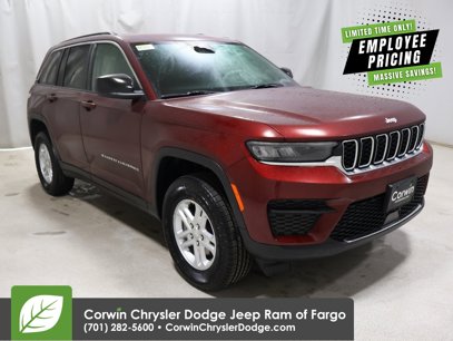 New 2025 Jeep Grand Cherokee Laredo w/ Luxury Tech Group I