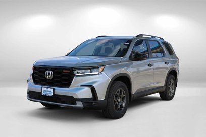 New 2025 Honda Pilot TrailSport