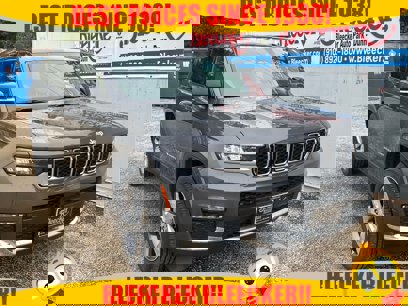 New 2025 Jeep Grand Cherokee L Limited w/ Trailer Tow Package
