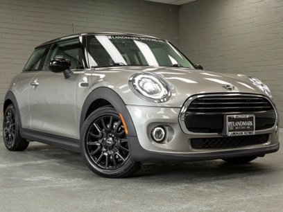Used 2021 MINI Cooper 2-Door Hardtop w/ 6.5" Touchscreen Package