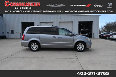 Used 2014 Chrysler Town & Country Touring