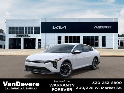 New 2025 Kia K4 EX