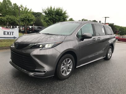 Certified 2024 Toyota Sienna XLE