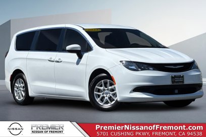 Used 2023 Chrysler Voyager LX