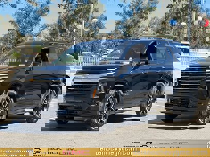 New 2025 Chevrolet Traverse High Country w/ LPO, Cargo Package