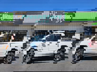 Used 2015 Nissan Titan SV w/ SV Value Truck Package