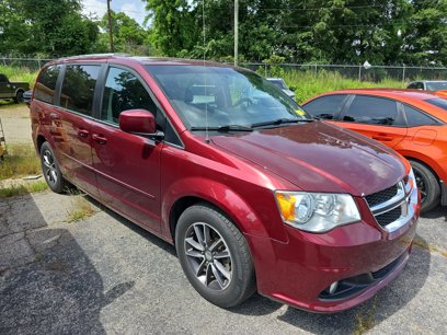 Used 2017 Dodge Grand Caravan SXT