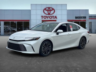 New 2025 Toyota Camry XLE
