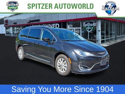 Used 2019 Chrysler Pacifica Touring-L