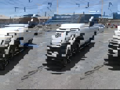 New 2025 GMC Sierra EV Denali