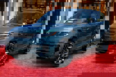 New 2025 Land Rover Range Rover Sport SE