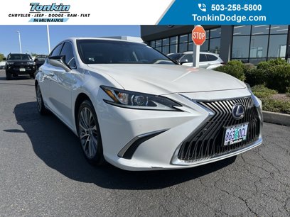Used 2020 Lexus ES 300h w/ Premium Package