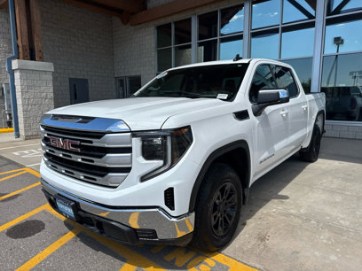 Used 2024 GMC Sierra 1500 SLE