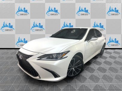 Used 2022 Lexus ES 300h w/ Premium Package