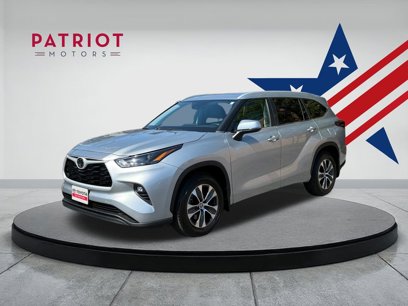 Used 2023 Toyota Highlander XLE
