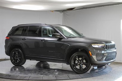 New 2025 Jeep Grand Cherokee Altitude
