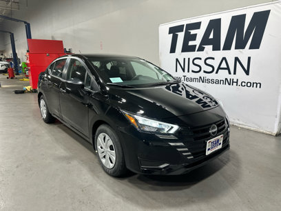 New 2025 Nissan Versa S w/ Trunk Package