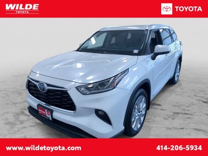 Used 2023 Toyota Highlander Limited