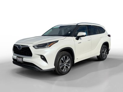 Used 2021 Toyota Highlander XLE