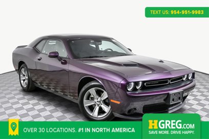 Used 2022 Dodge Challenger SXT w/ Cold Weather Group