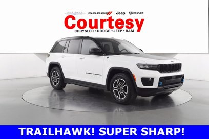 Certified 2022 Jeep Grand Cherokee Trailhawk w/ Advanced Protech Group II