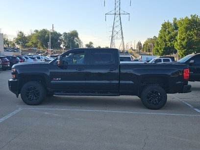 Used 2019 Chevrolet Silverado 2500 LT w/ Midnight Edition