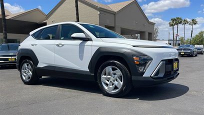 Certified 2025 Hyundai Kona SE