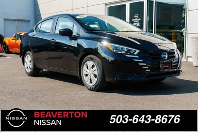 New 2025 Nissan Versa S w/ Trunk Package