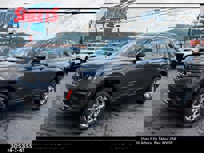 New 2025 Jeep Grand Cherokee Laredo X w/ Luxury Tech Group I